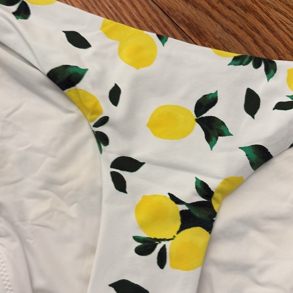 NWOT Aqua Swim White Lemon Print Swimsuit Bikini Bottom Medium - Picture 7 of 7